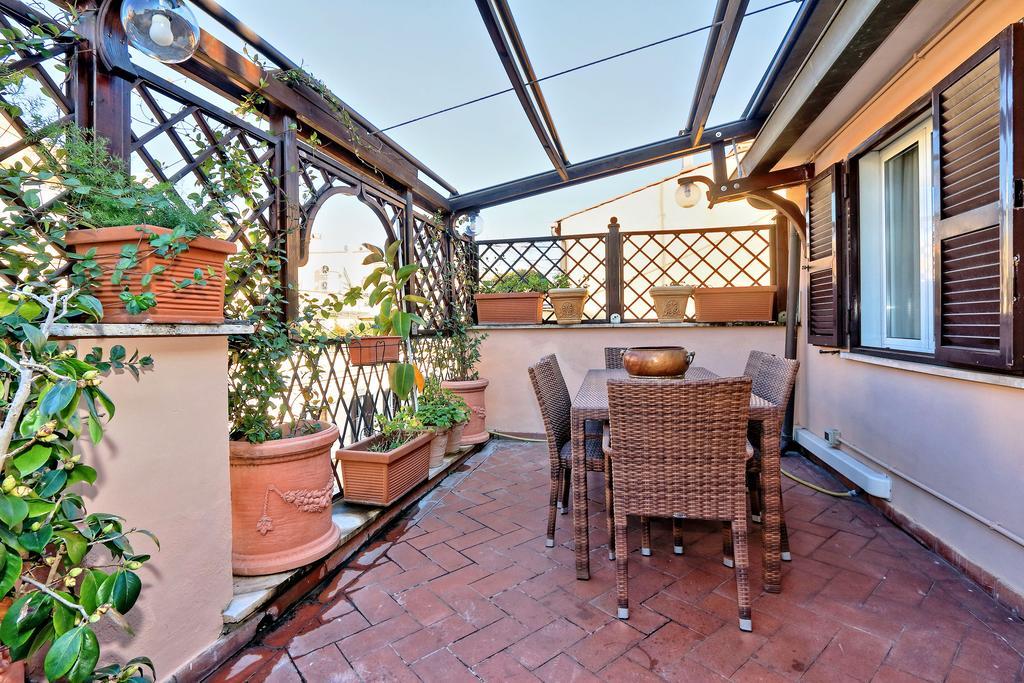 Frattina Family Romantic Superior Suite Exterior foto